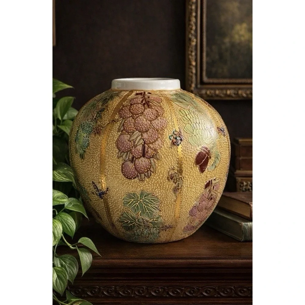 Vintage Chinoiserie Style Vase Gold Floral Butterfly 8.5